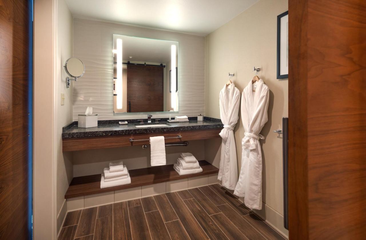 Bear Springs Hotel ไฮแลนด์ ภายนอก รูปภาพ